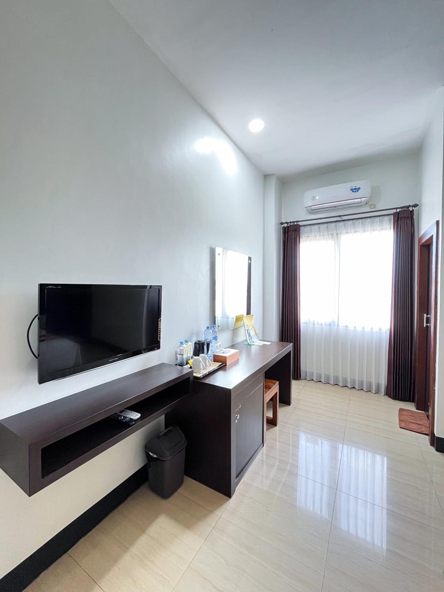 Hotel Roditha Banjarbaru Banjarmasin  Exterior photo